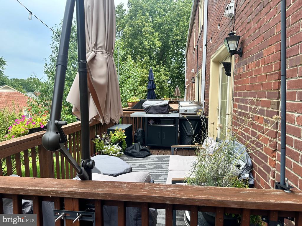 4847 CHEVY CHASE DRIVE Unit: 172
