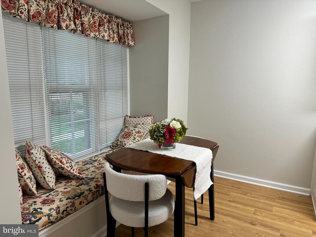 4847 CHEVY CHASE DRIVE Unit: 172