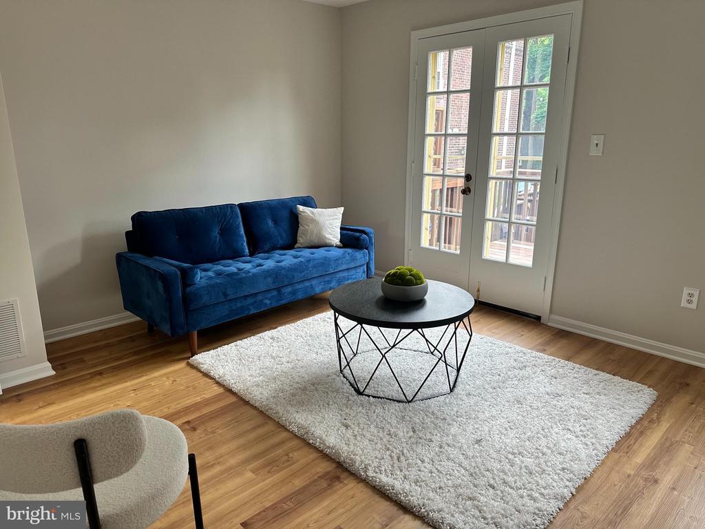 4847 CHEVY CHASE DRIVE Unit: 172
