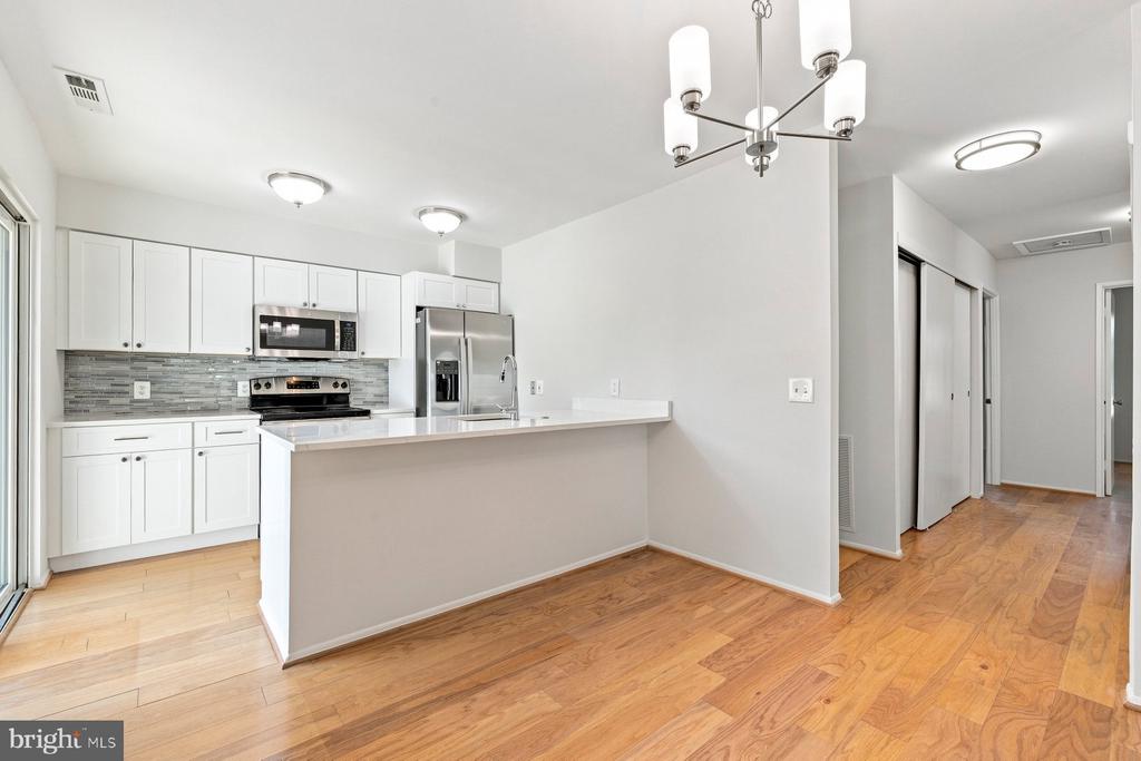 3625 CHORLEY WOODS WAY Unit: 8-B