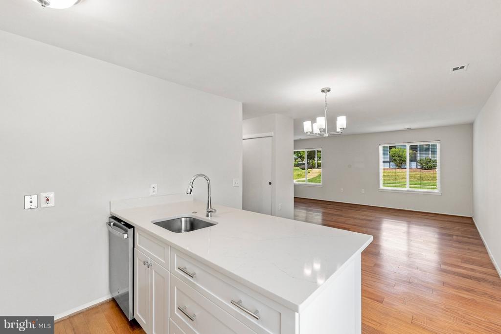 3625 CHORLEY WOODS WAY Unit: 8-B
