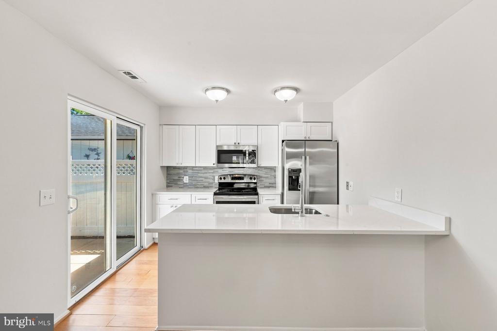 3625 CHORLEY WOODS WAY Unit: 8-B