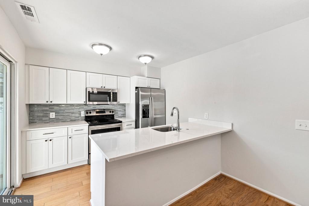 3625 CHORLEY WOODS WAY Unit: 8-B