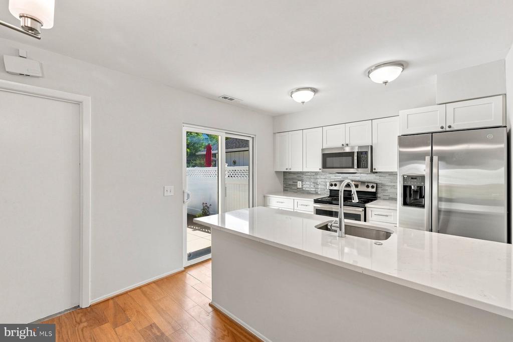3625 CHORLEY WOODS WAY Unit: 8-B
