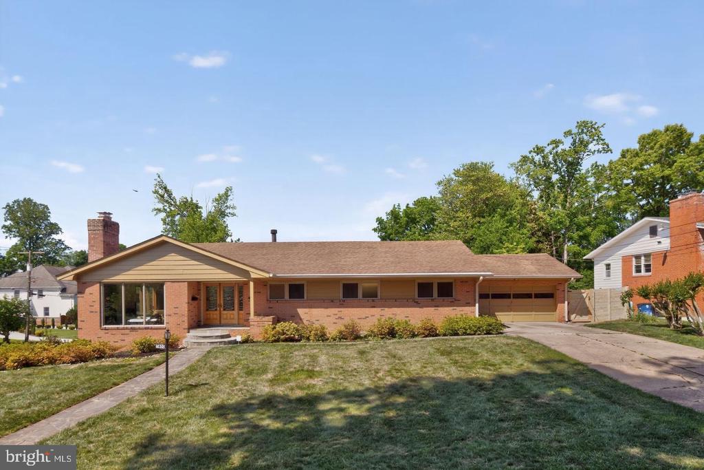 5800 PLAINVIEW ROAD