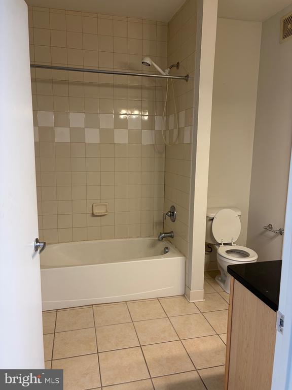 1201 EAST WEST HIGHWAY Unit: 212