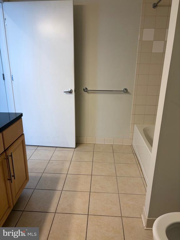 1201 EAST WEST HIGHWAY Unit: 212