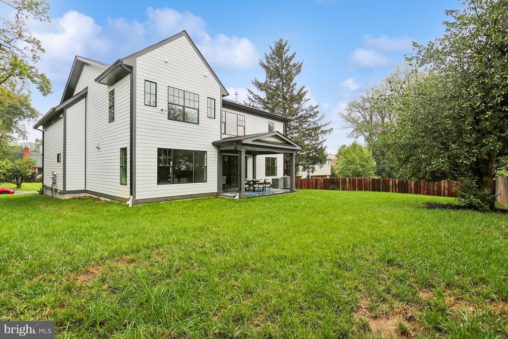 6217 PLAINVIEW ROAD