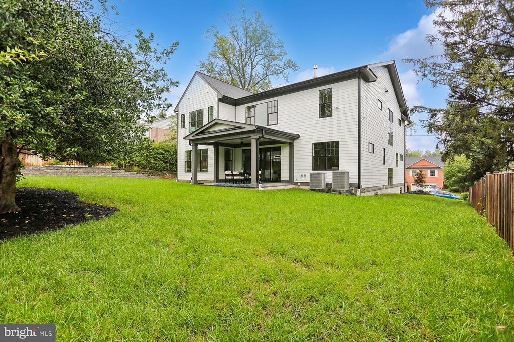 6217 PLAINVIEW ROAD