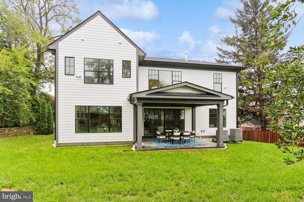 6217 PLAINVIEW ROAD