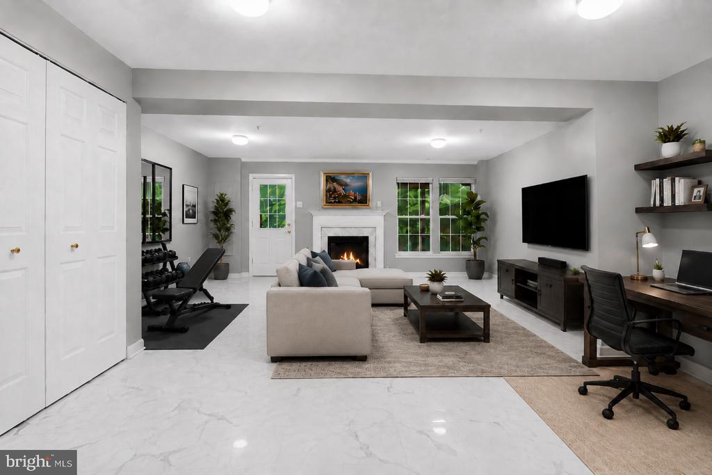 13722 PALMETTO CIRCLE
