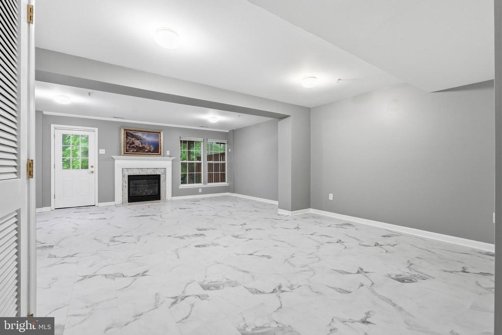 13722 PALMETTO CIRCLE