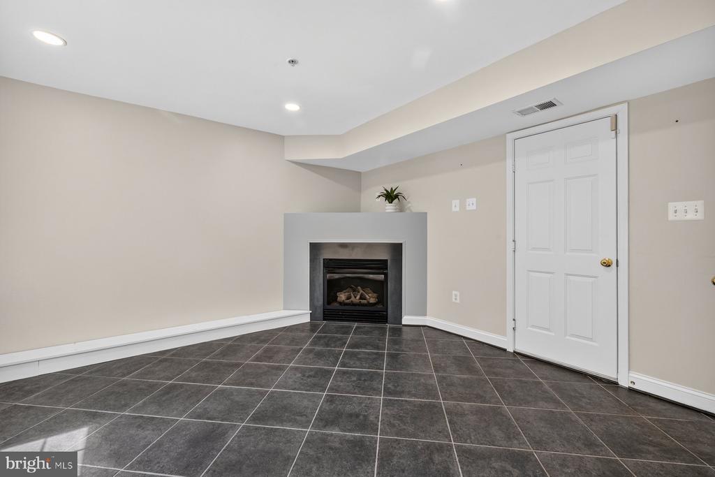1031 GAITHER ROAD
