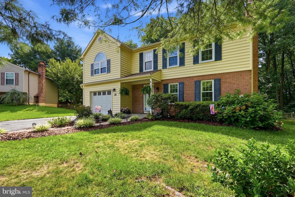 38 BLACKBURN COURT