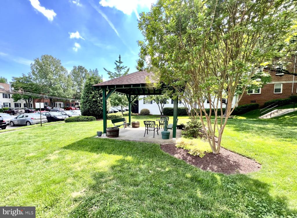 2207 WASHINGTON AVENUE Unit: 201