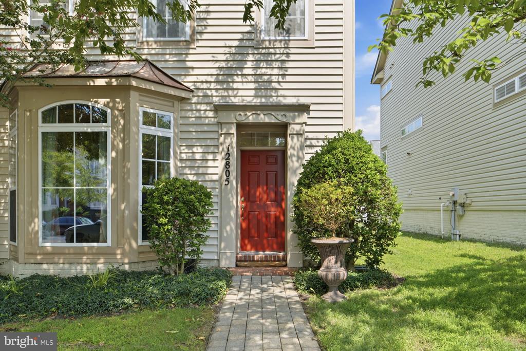 12805 CLARKSBURG SQUARE ROAD