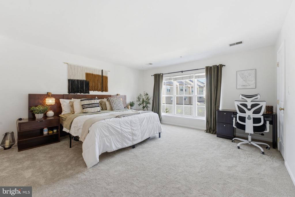 12805 CLARKSBURG SQUARE ROAD
