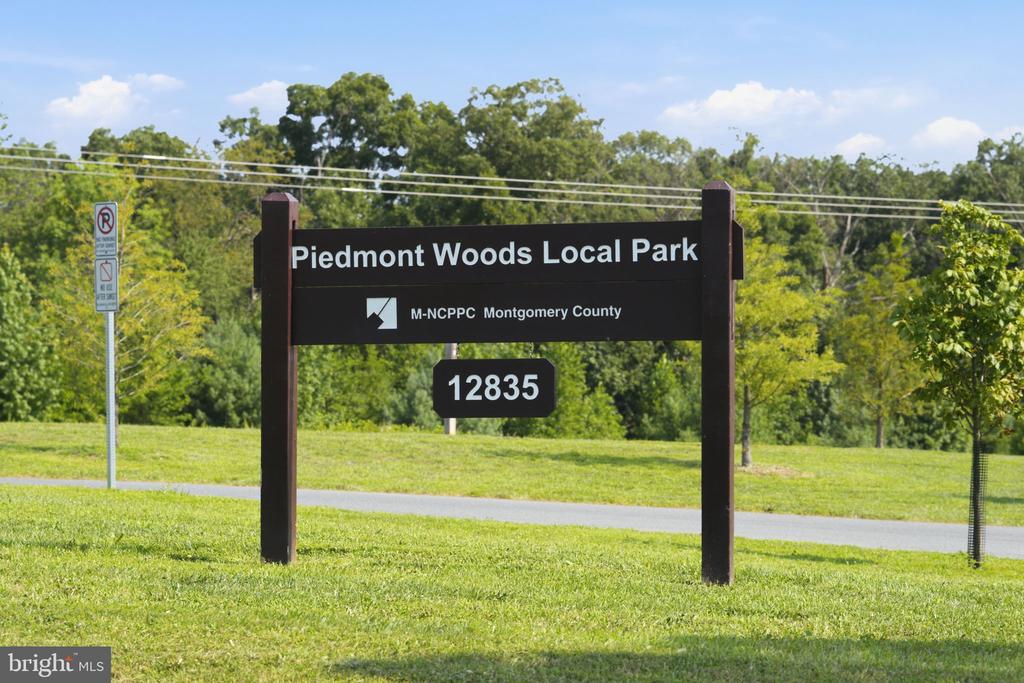 12805 CLARKSBURG SQUARE ROAD