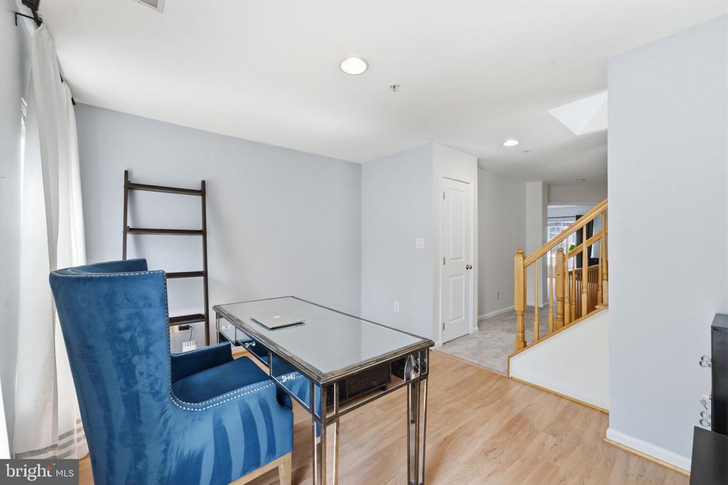 12805 CLARKSBURG SQUARE ROAD