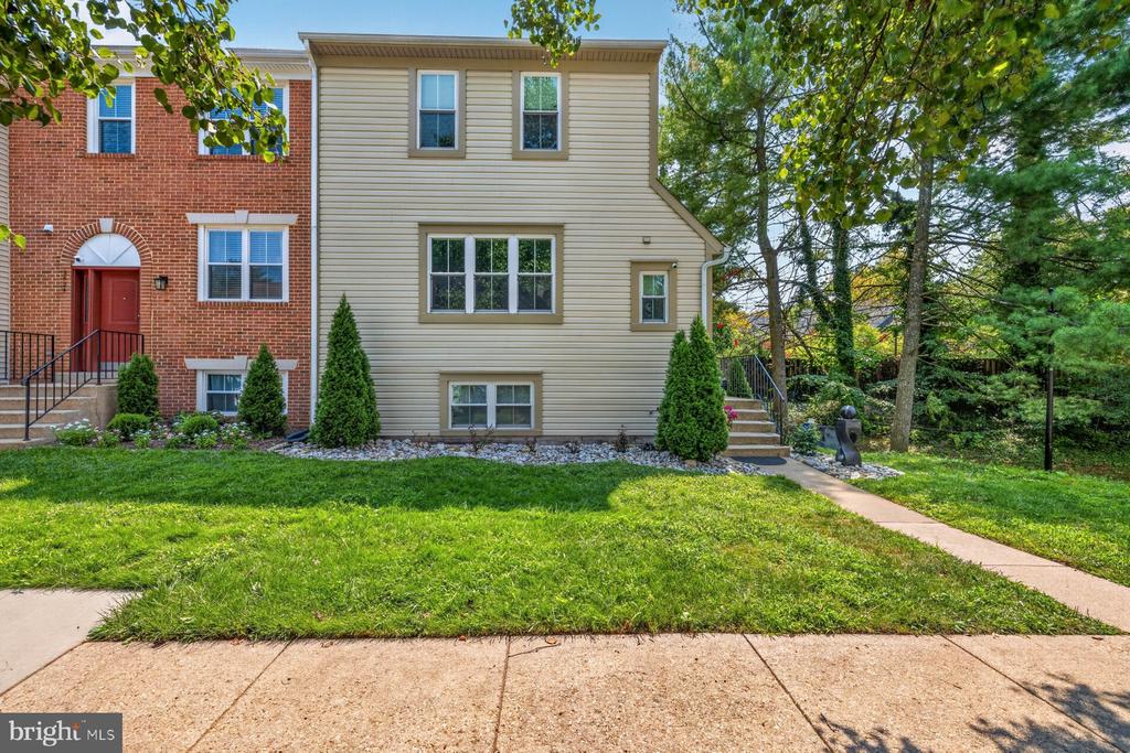3526 SOFTWOOD TERRACE