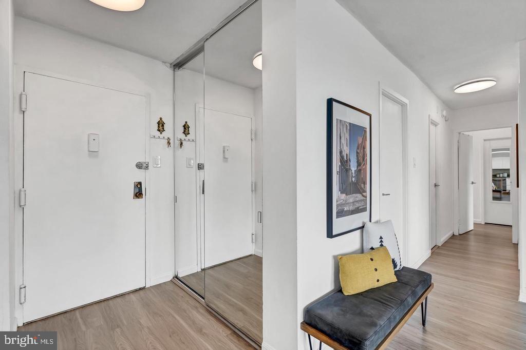 11801 ROCKVILLE PIKE Unit: 813