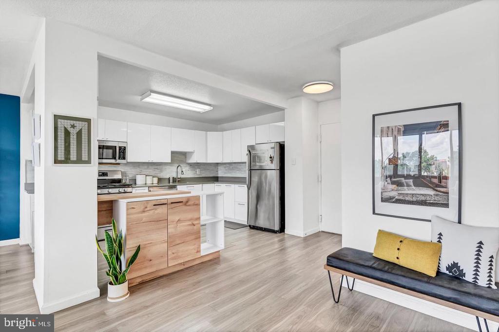 11801 ROCKVILLE PIKE Unit: 813