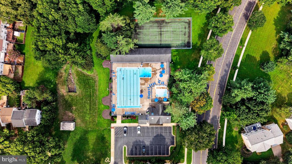 17205 SANDY KNOLL DRIVE