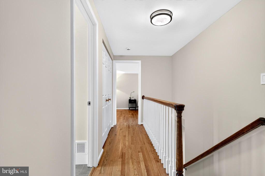 17205 SANDY KNOLL DRIVE