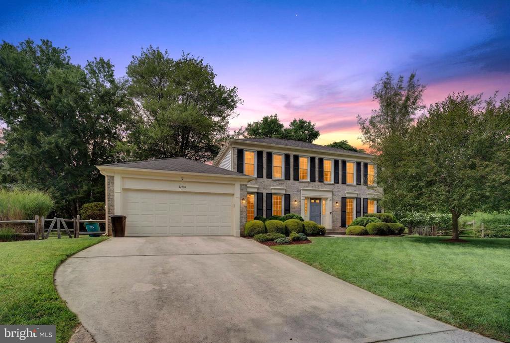 17205 SANDY KNOLL DRIVE
