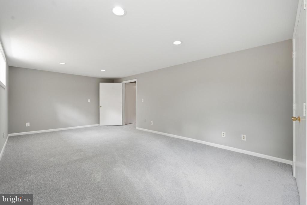 12224 MAJOR DRIVE