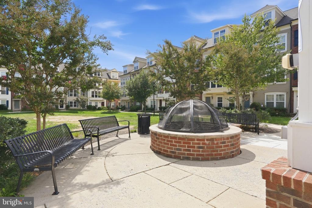 133 PRADO LANE Unit: 2903