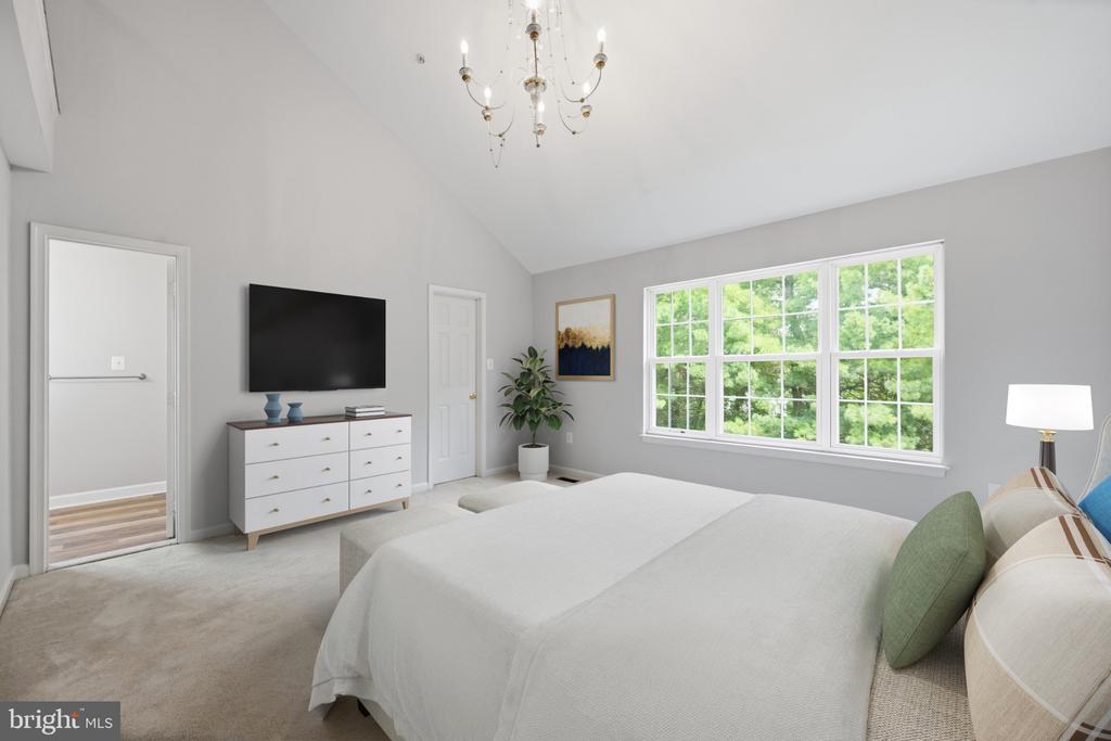 111 LONGPOINT WAY