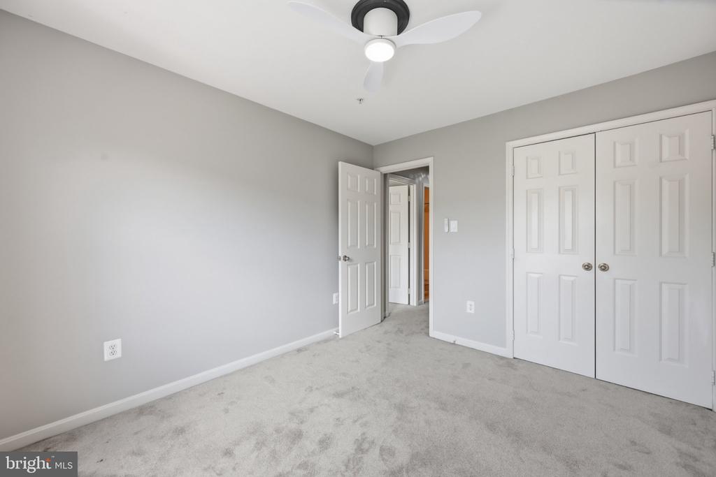 111 LONGPOINT WAY