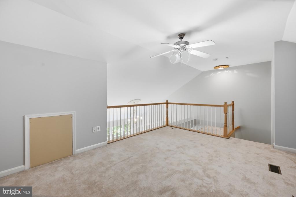 111 LONGPOINT WAY