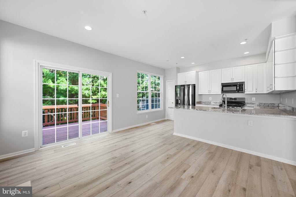 111 LONGPOINT WAY