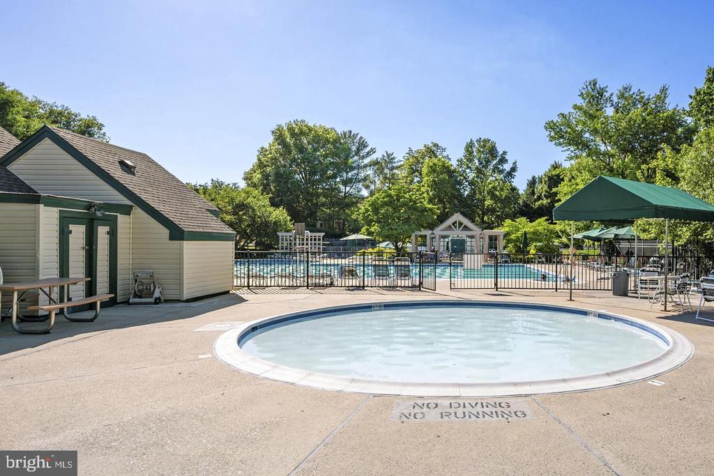 5800 INMAN CIRCLE Unit: 350