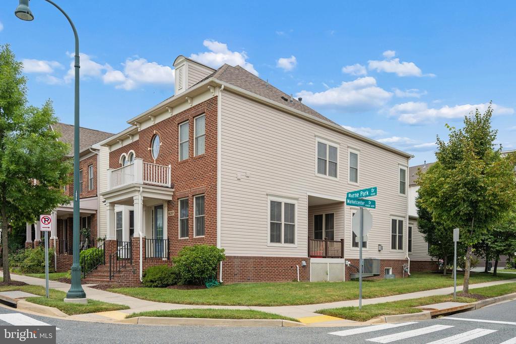 14301 BYRNE PARK DRIVE