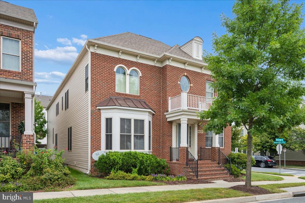 14301 BYRNE PARK DRIVE