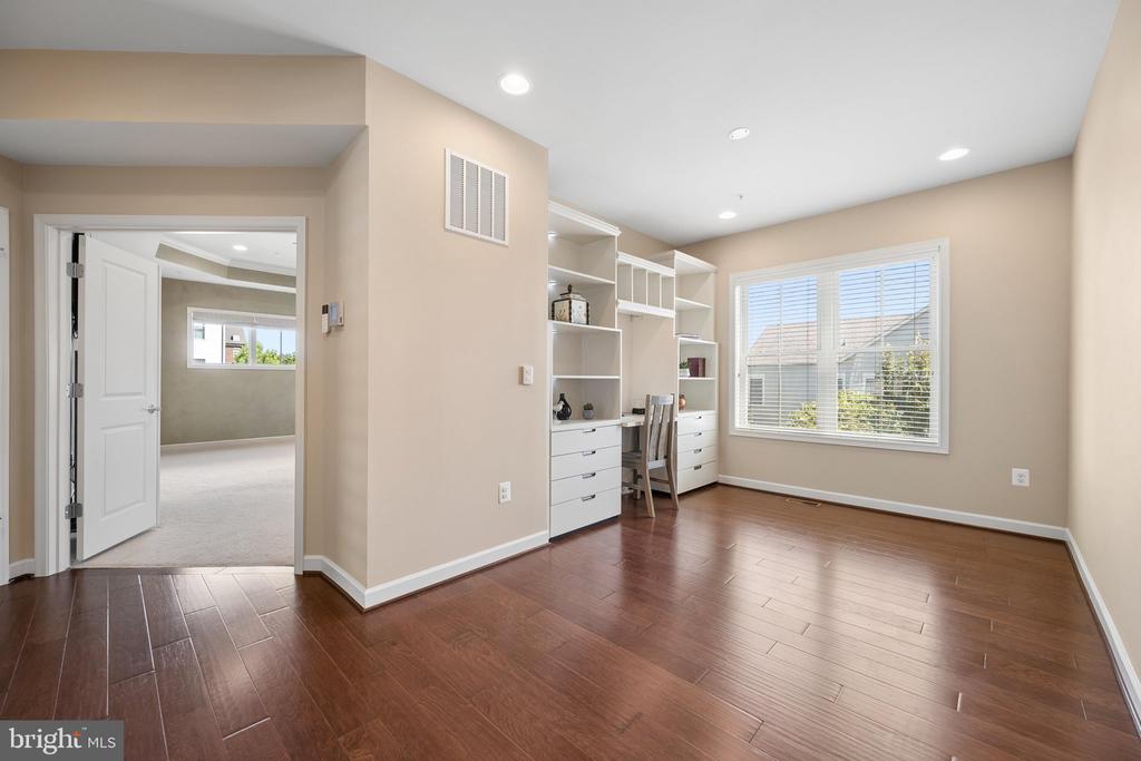 14301 BYRNE PARK DRIVE