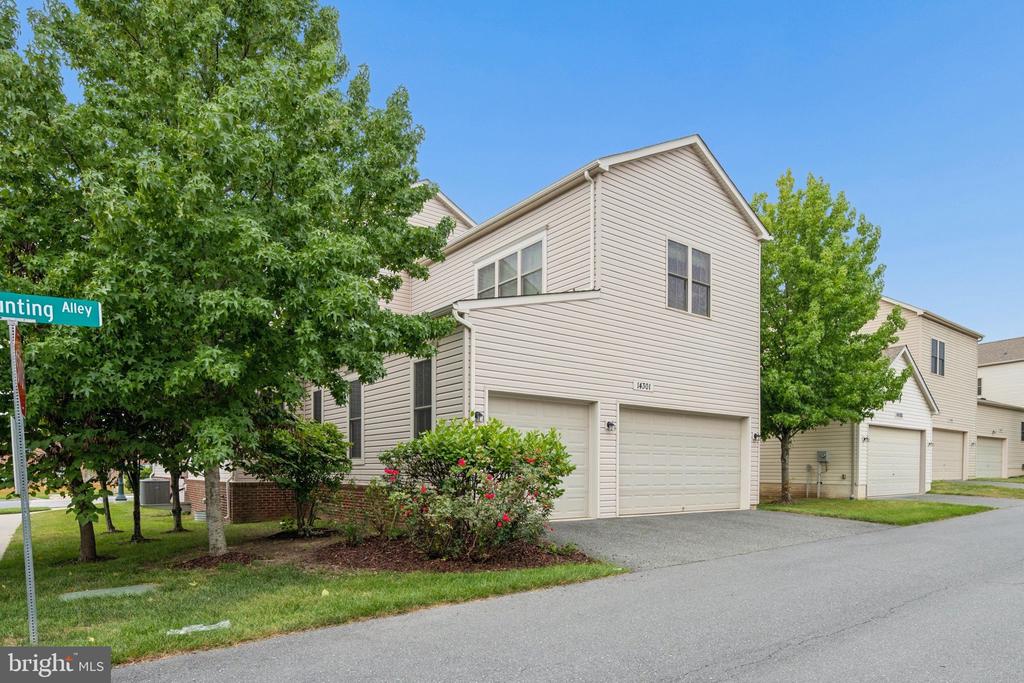 14301 BYRNE PARK DRIVE