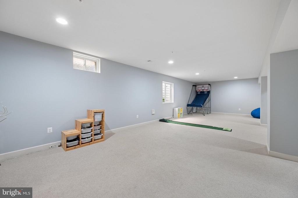 14301 BYRNE PARK DRIVE