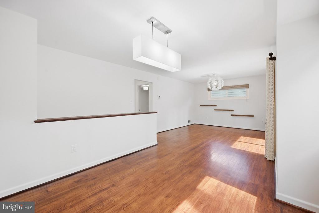4016 SIMMS DRIVE