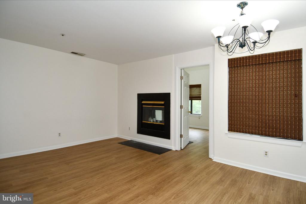 13407 SHADY KNOLL DRIVE Unit: 112/G