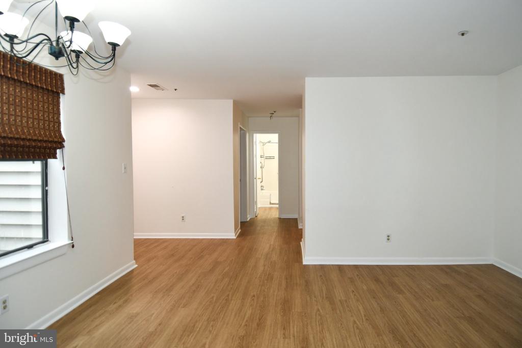 13407 SHADY KNOLL DRIVE Unit: 112/G