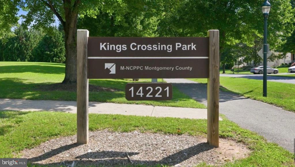14404 KINGS CROSSING BOULEVARD