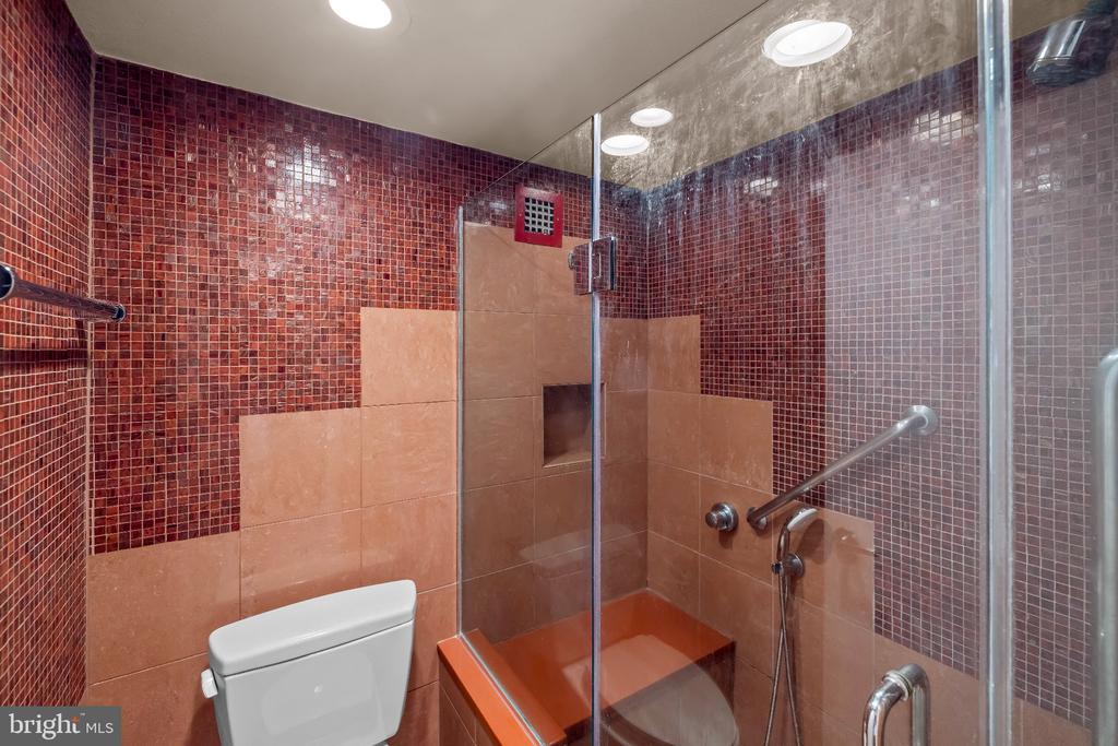 4515 WILLARD AVENUE Unit: 1009S