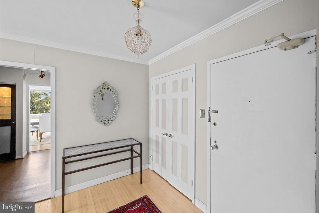 4515 WILLARD AVENUE Unit: 1009S