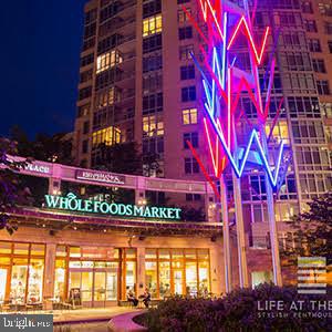 4515 WILLARD AVENUE Unit: 1009S