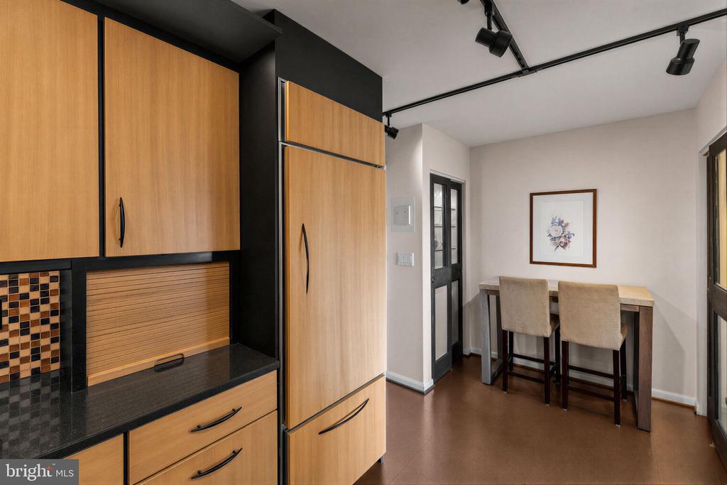 4515 WILLARD AVENUE Unit: 1009S