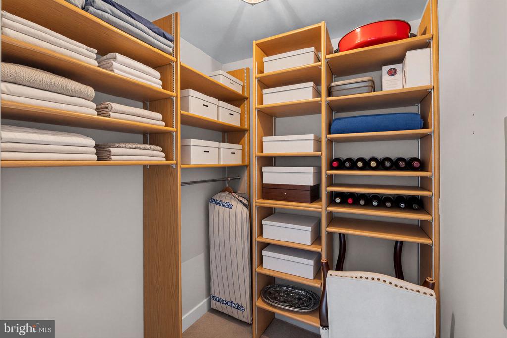 4515 WILLARD AVENUE Unit: 1009S
